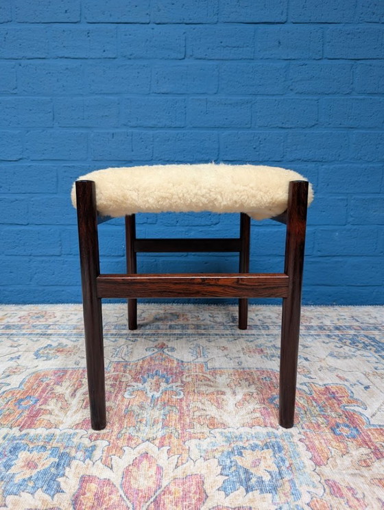 Sgabello vintage con pelle di pecora, Spøttrup Møbelfabrik, Anni '60 – Sgabelli, Wool (photo 2 of 5)