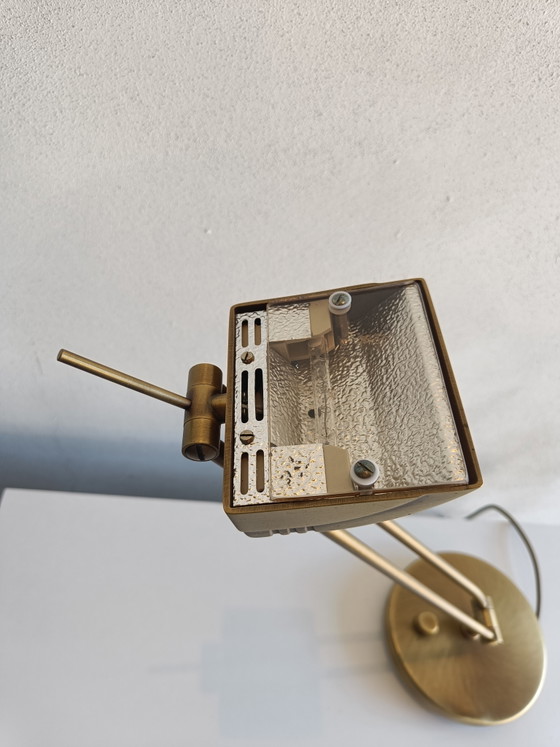 Lampada da scrivania vintage in ottone di Hillebrand Leuchten, Germania, anni '70, design minimalista (photo 4 of 9)