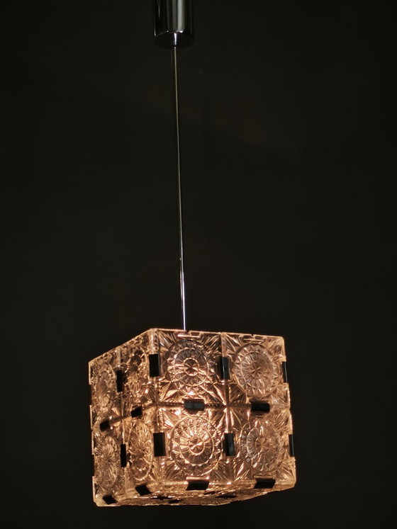 Jaren 70 Italiaanse Space Age Opaline Glas en Blauw Metalen Tafellamp – Kroonluchters (photo 9 of 10)