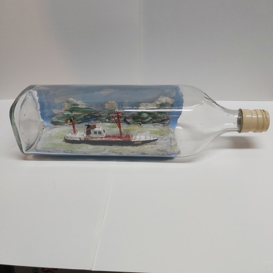 Image 1 of Das Lotsenschiff SS Hawaiian in einer Flasche, amerikanisches C-3 Fracht- und Passagierschiff MNC