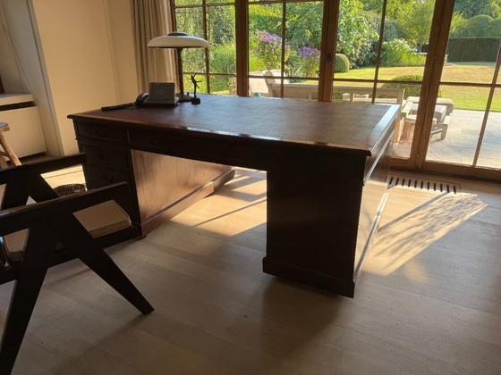 Image 1 of Englischer Doppelschreibtisch mit roter Lederplatte