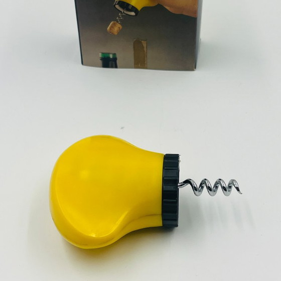 Sacacorchos Automático Pop Amarillo – Accesorios de mesa, Plástico (photo 3 of 6)
