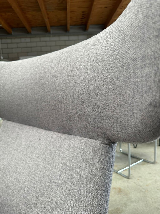 Artifort Kalm draaifauteuil by Patrick Norguet