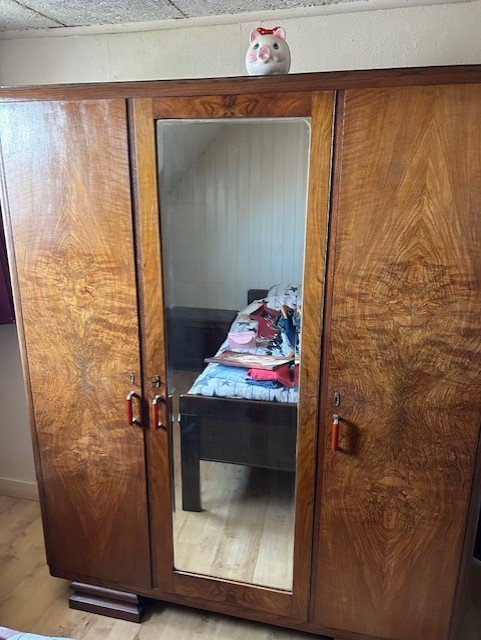 Very Beautiful Linen Closet