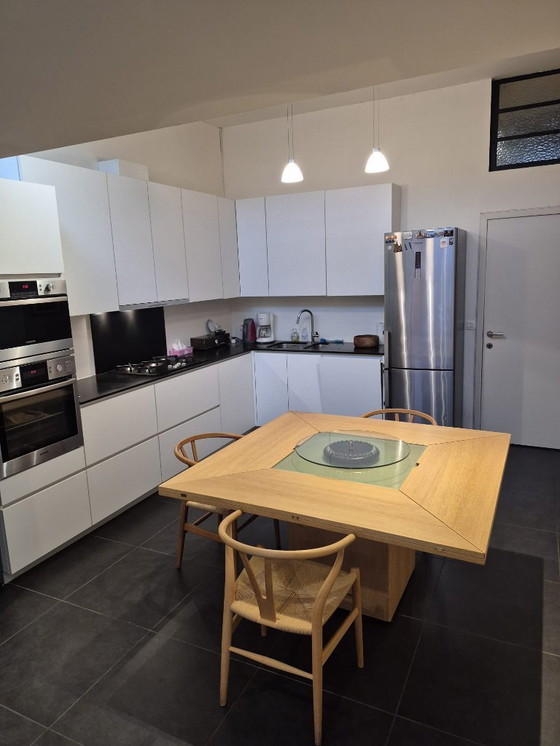 Image 1 of Circular Table Vandenberghe Pauvers