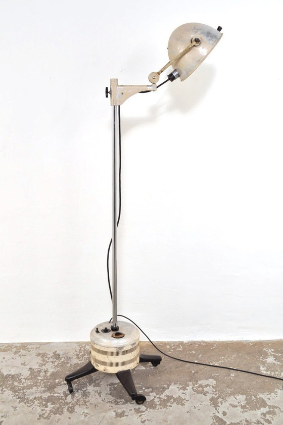 Image 1 of Lampadaire Hanau original, années 1930