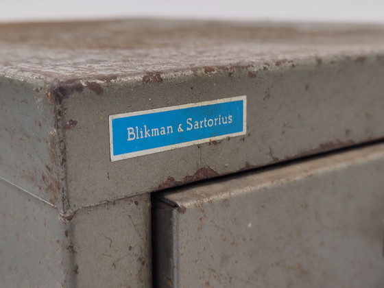 Image 1 of Mobiletto vintage in metallo con 15 cassetti