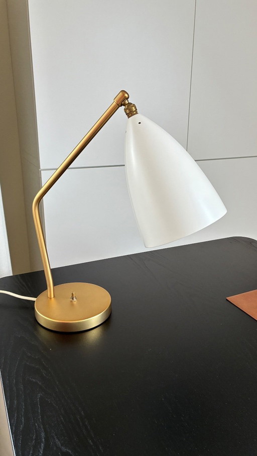 Lampe de table Gubi Gräshoppa