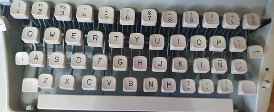 Image 1 of Schreibmaschine