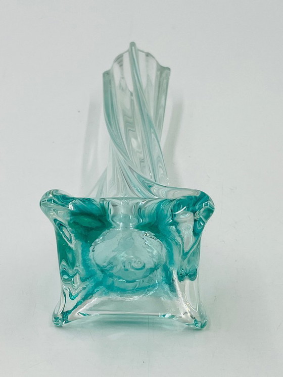 Image 1 of Vintage Murano-style twisted green glass soliflore