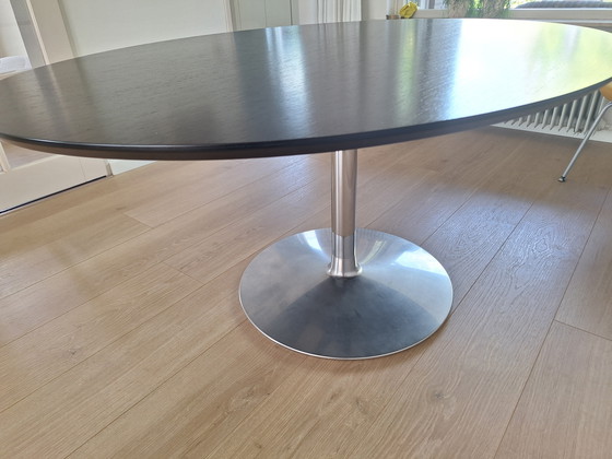 Image 1 of Ovale Eettafel Circle Artifort