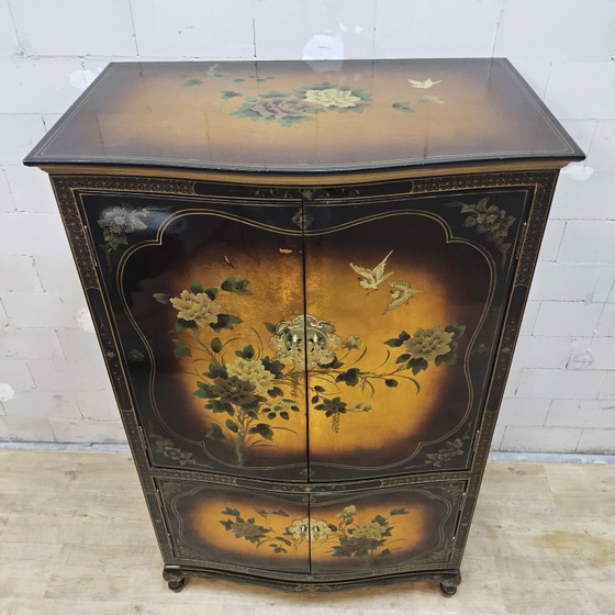 Image 1 of Vintage Chinese Kast Bladgoud Bloemen en Vogels (Barkast) Bohemian Kast / Oosterse Kast