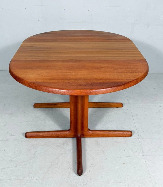 Image 1 of Uitschuifbare eettafel/tafel uit het midden van de 20e eeuw, gemaakt van teakhout door C J Rosengaarden, Denemarken, jaren 60.