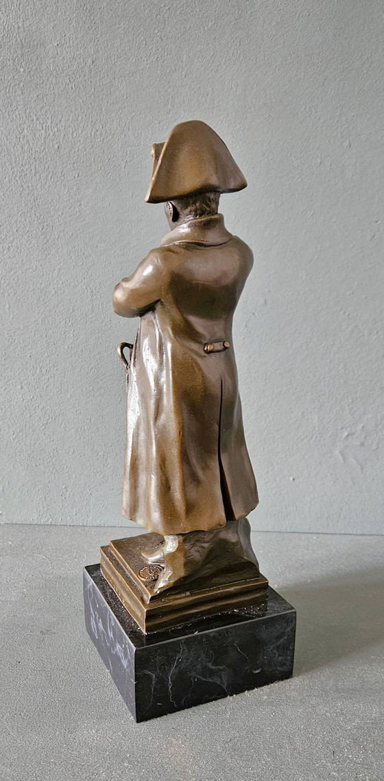 Image 1 of Una statua in bronzo patinato di Napoleone