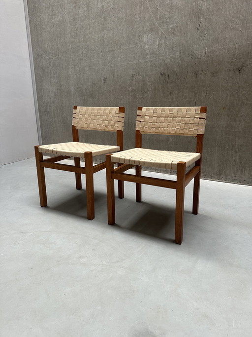 Conjunto de 2 sillas vintage al estilo de Alvar Aalto.