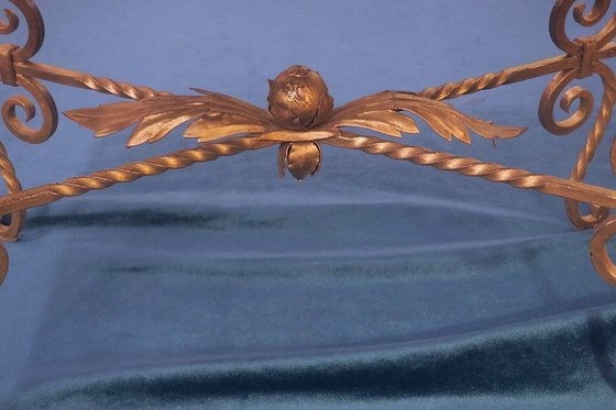 Image 1 of Couchtisch aus Schmiedeeisen und geädertem Marmor, 1940er-1950er Jahre