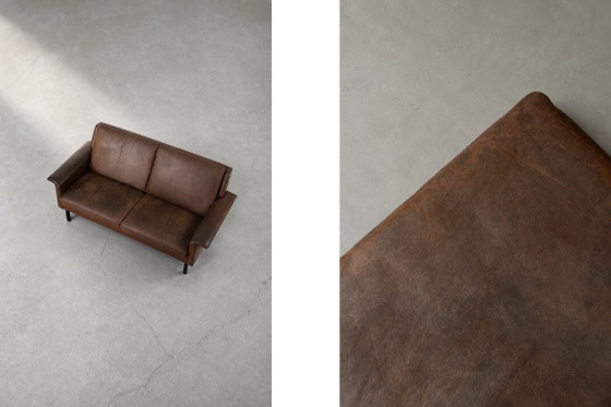 Image 1 of Canapé 2 Places Vintage Mid-Century Scandinave Moderne en Cuir Marron 3330 par Arne Vodder pour Fritz Hansen, 1960s