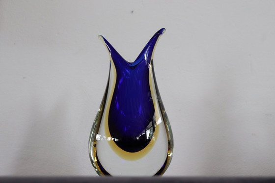 Image 1 of Vase en verre de Murano bleu et jaune par Formia, années 1970
