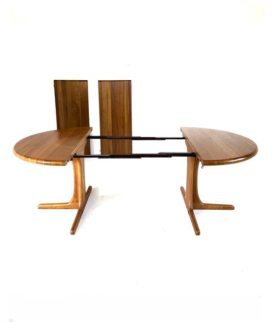 Image 1 of Vintage Danish extendable dining table, Juul Kristensen '70