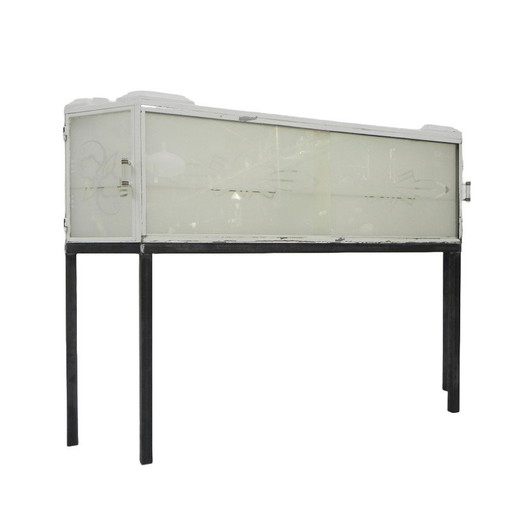 Art Deco vitrinekast op poten, ook op te hangen