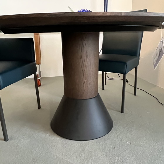 Image 1 of Arco Balance dining table - Ø130