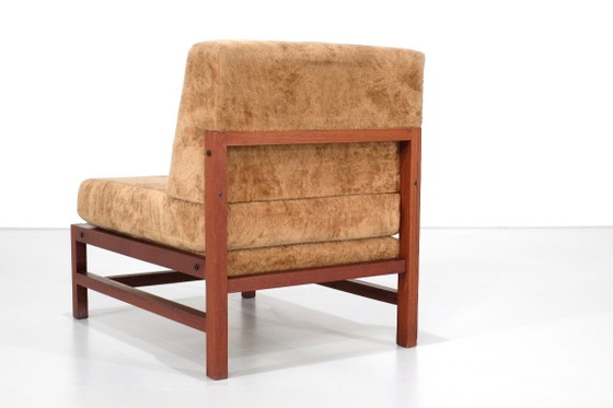 Image 1 of Fauteuil van hout, bekleed met stof, Italië, jaren 60.