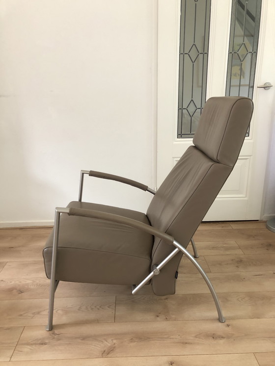 Image 1 of Sillón Harvink modelo The Club Relax + Reposapiés