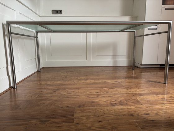 Image 1 of Table de salle à manger moderne avec plateau en verre