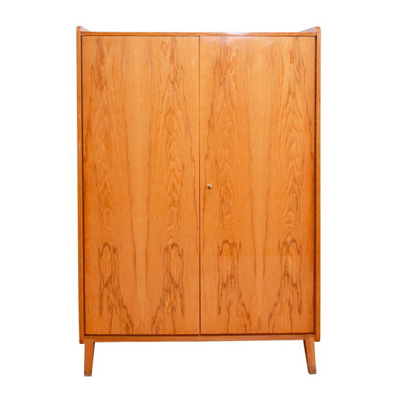 Image 1 of Armoire vintage en hêtre par František Jirák pour Tatra Nábytok, Tchécoslovaquie 1960