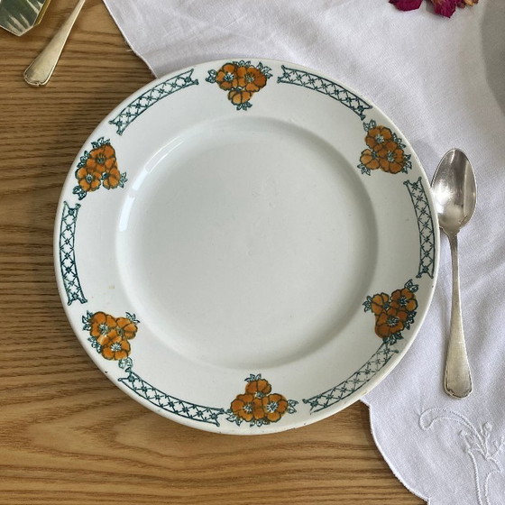 Image 1 of 6 antieke ijzerstenen dessertborden van Moulin des Loups en Hamage, meidoornmotief