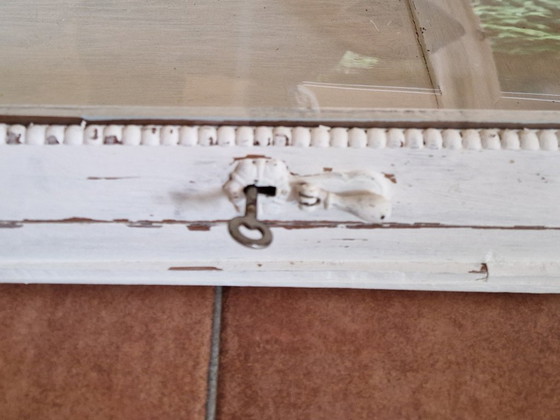 Image 1 of Vitrine verrouillable