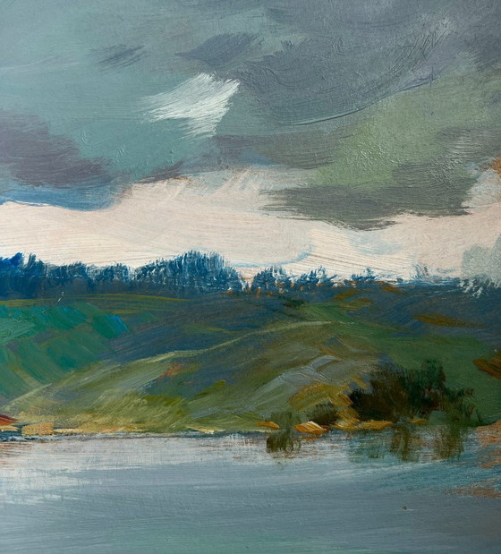 Image 1 of Pintura al óleo original Paisaje fluvial costero Río cerca del pueblo