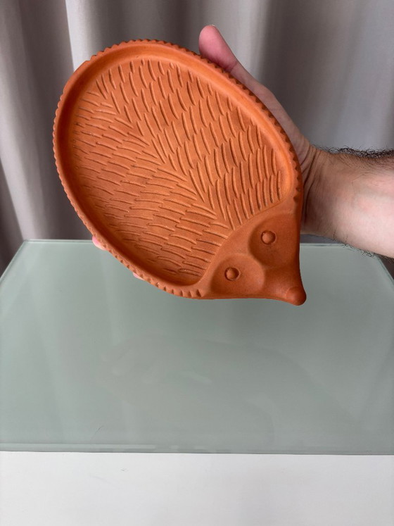 Piatto vintage in terracotta a forma di riccio per crescione, prodotto dalla B.A.F. Germania Ovest | Anni '70 (photo 7 of 10)