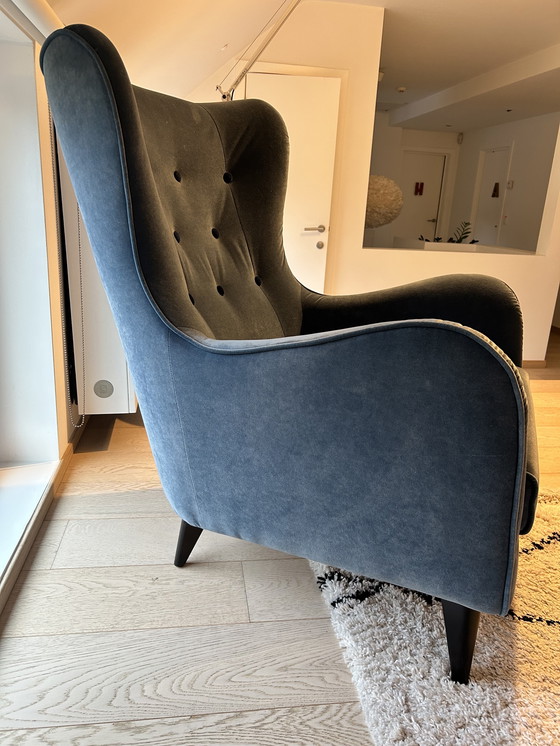 Image 1 of 2X SILLONES SITS POLA de terciopelo azul oscuro con patas negras