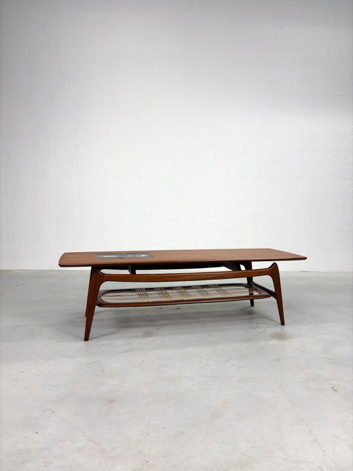 Salontafel Nr. 15 van Louis van Teeffelen voor Wébé