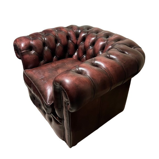 Image 1 of Poltrona Chesterfield in pelle realizzata su misura, Fleming & Howland, 2016