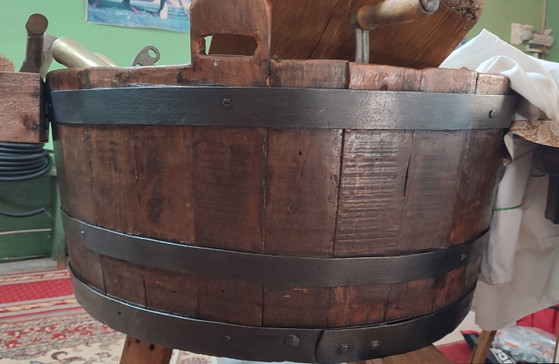 Bañera de madera antigua y juego completo de lavandería. – Cuvier ancien en bois et son ensemble de buanderie (photo 9 of 15)