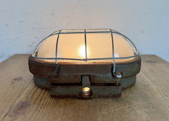 Image 1 of Applique industriale in ghisa grigia di Elektrosvit, anni '60