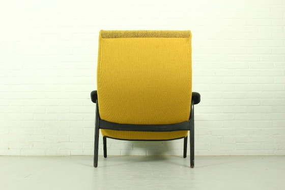 Image 1 of Theo Ruth para las sillas Artifort modelos 107 y 137 en Kvadrat Hallingdal