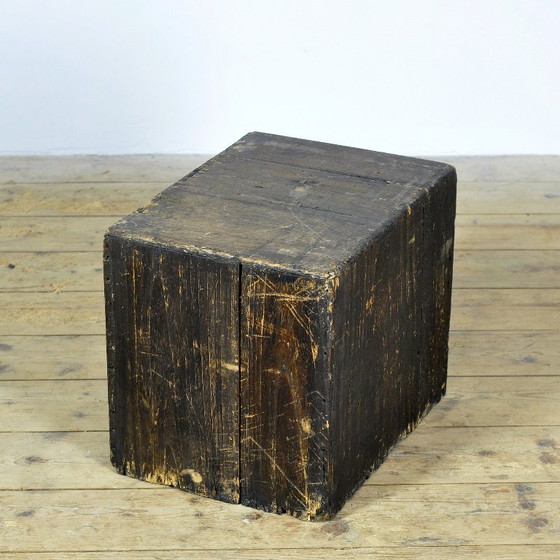 Antique Japanese small chest of drawers, circa 1900 – Iron, Wood (photo 12 of 12)