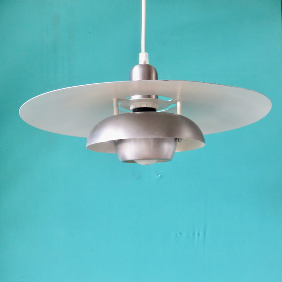 Image 1 of Zilver geïriseerd metalen hanger van typisch Deens ontwerp, Circa 75/80