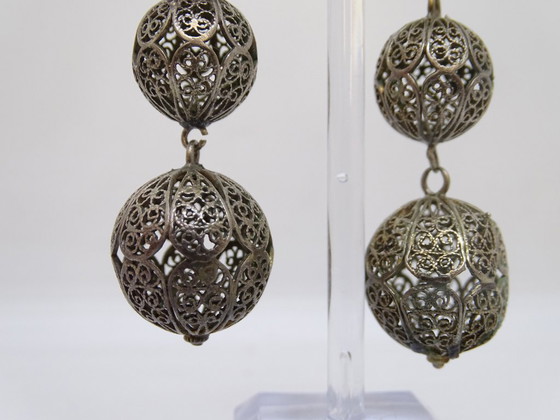 Image 1 of Boucles d'oreilles sphériques en filigrane Charro, argent massif 925, début du XXe siècle - Salamanque, Espagne
