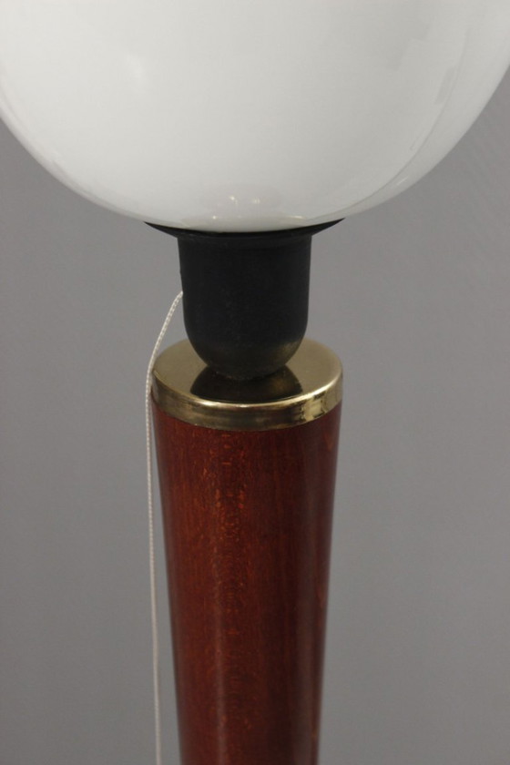 Image 1 of Vintage Mazda-lamp van hout, messing en opaalglas, Art Deco-design, 20e eeuw.