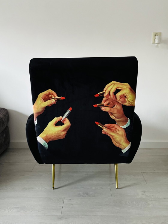 Image 1 of Poltrona Seletti Lipstick Nero