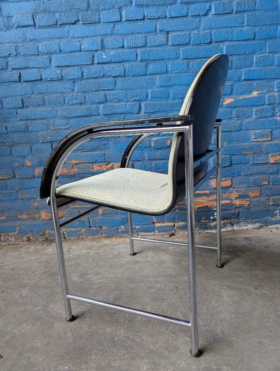 Image 1 of Vintage Arco BK dining chairs -chrome & black-.