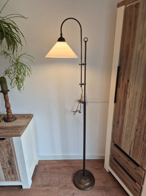 Lampada da terra - Lampada a stelo - Vetro opalino - Berliner - 1 Paralume. – Lampade da terra, Metallo (photo 13 of 15)