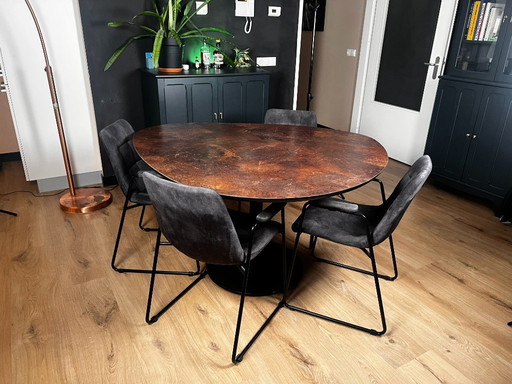 Eettafel Movani Piedra 130x150 met 4 stoelen