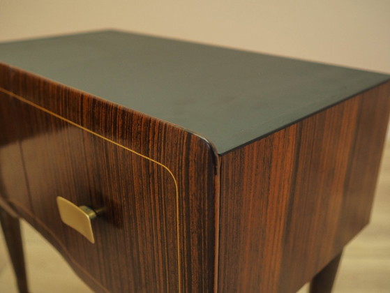 Par de mesitas de noche italianas en chapa de caoba, estilo moderno italiano, década de 1970. – Cómodas, Wood (photo 9 of 17)