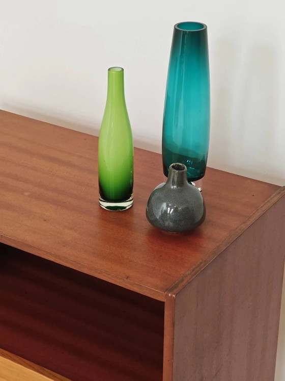 Piccola credenza in legno degli anni '70. – Armadi contenitori, Wood, Vintage (photo 12 of 18)