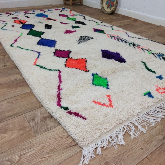 Image 1 of Alfombra bereber colorida – Alfombra marroquí hecha a mano con símbolos geométricos (270 × 144 cm)